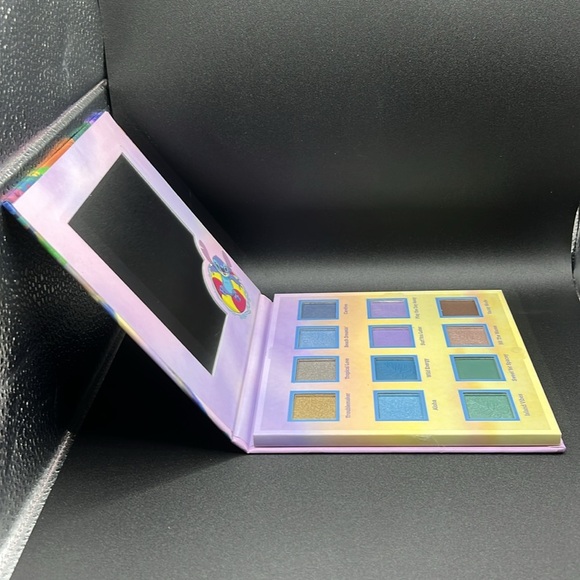 HOST PICK x 2 Disney Stitch 12 Color Eyeshadow Mirror Palette - Picture 3 of 5